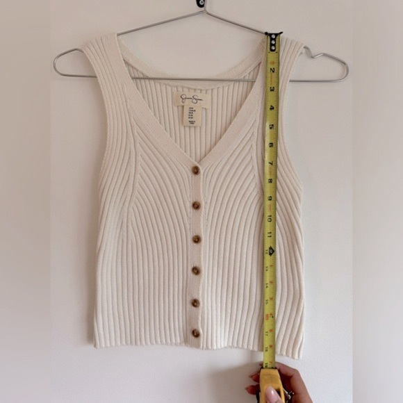 Jessica Simpson Sleevless Knit Top - Picture 3 of 6